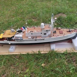 55. Jablonecká Kotva model výzkumné lodi J.Custeau CALYPSO